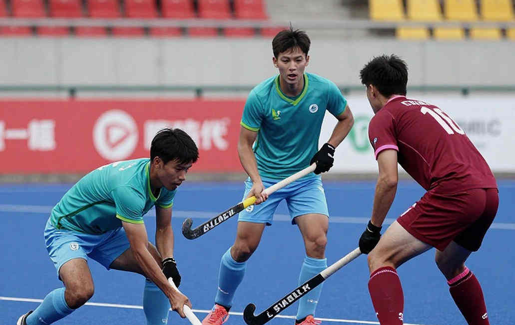 এক টাইটেলের শাস্তি আরেক টাইটেলে পৌঁছায় না — যতক্ষণ না কমিউনিটি সেটা হাতে করে পৌঁছে দেয়