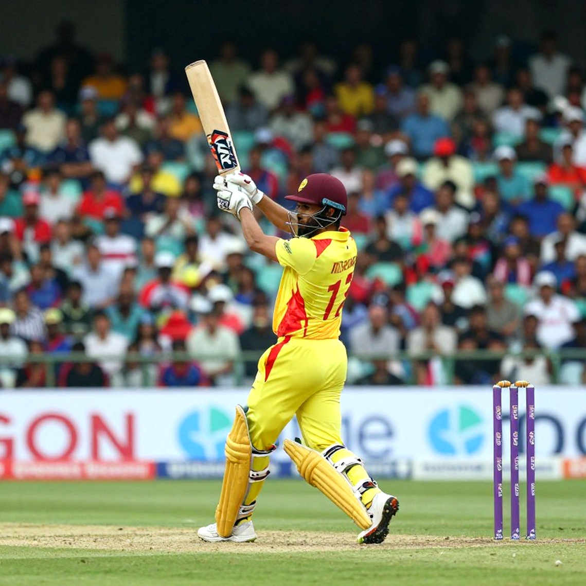 মিরপুরের নিচু বাউন্স আর হারানো এক সপ্তাহ: শামার জোসেফের অসুস্থতা কীভাবে সিরিজের হিসাব বদলে দিচ্ছে