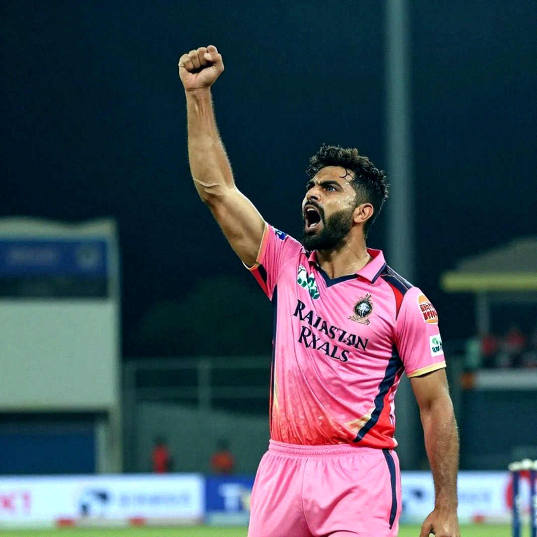 খালেদ আহমেদ, কাউন্টির ১৬ উইকেট আর দুবাইয়ের গরম: আফগানিস্তান টেস্টের আগে আসল পরীক্ষা স্পেলের দৈর্ঘ্য